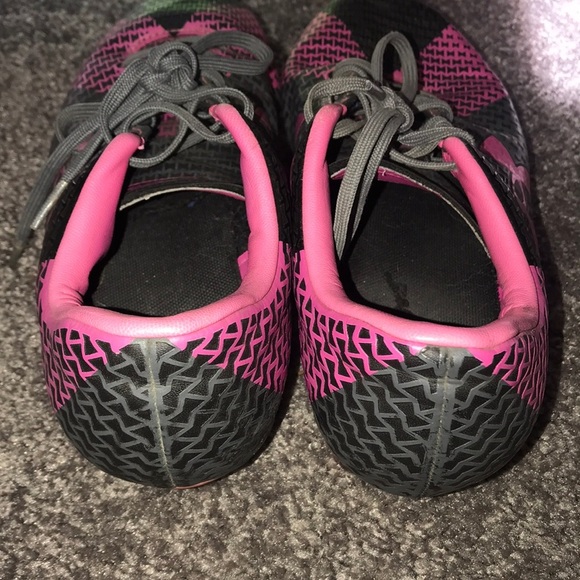 Under Armour Sports Cleats Shoes - Picture 4 of 7